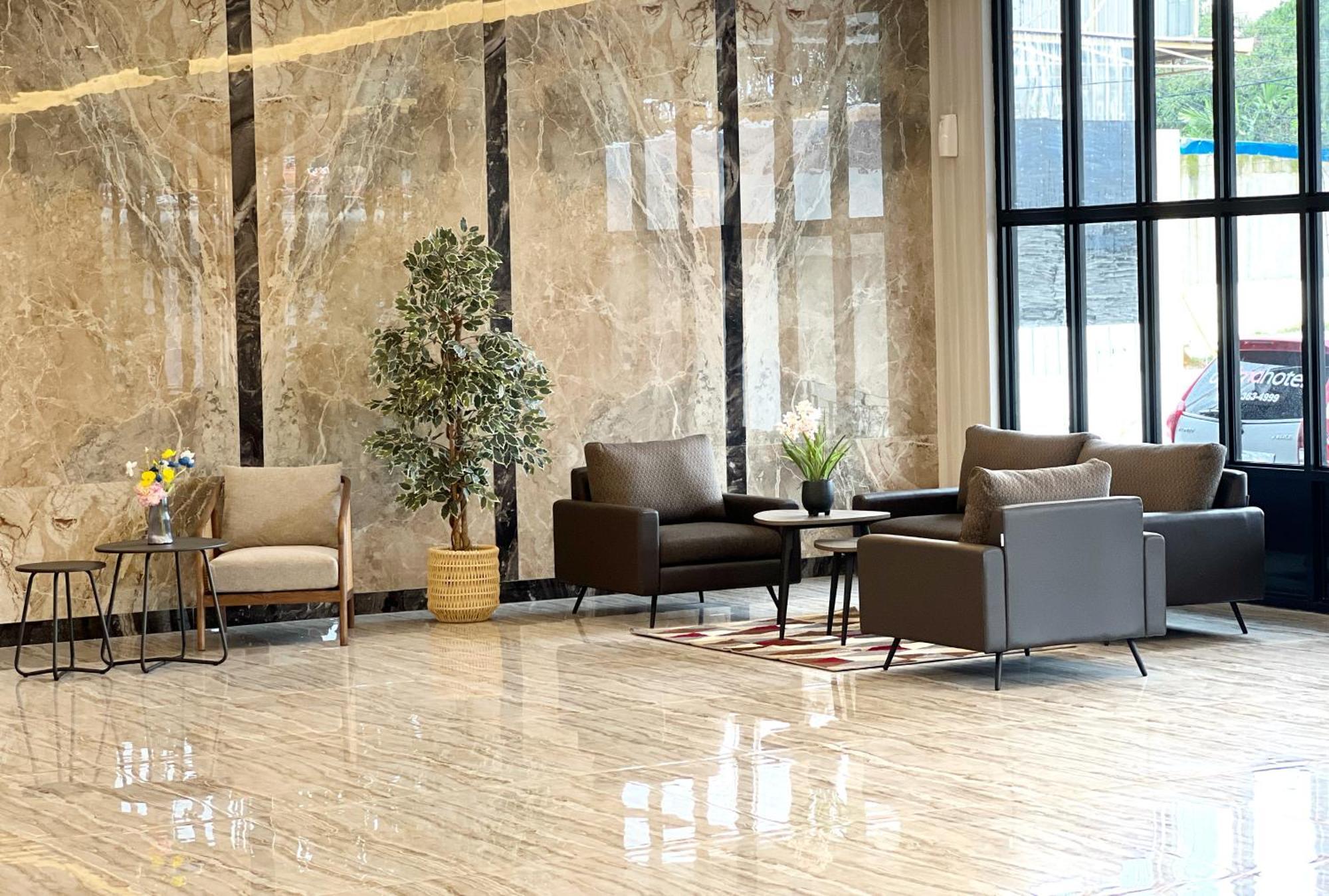 D'Primahotel Airport Sultan Hasanuddin Makassar Sudiang ภายนอก รูปภาพ
